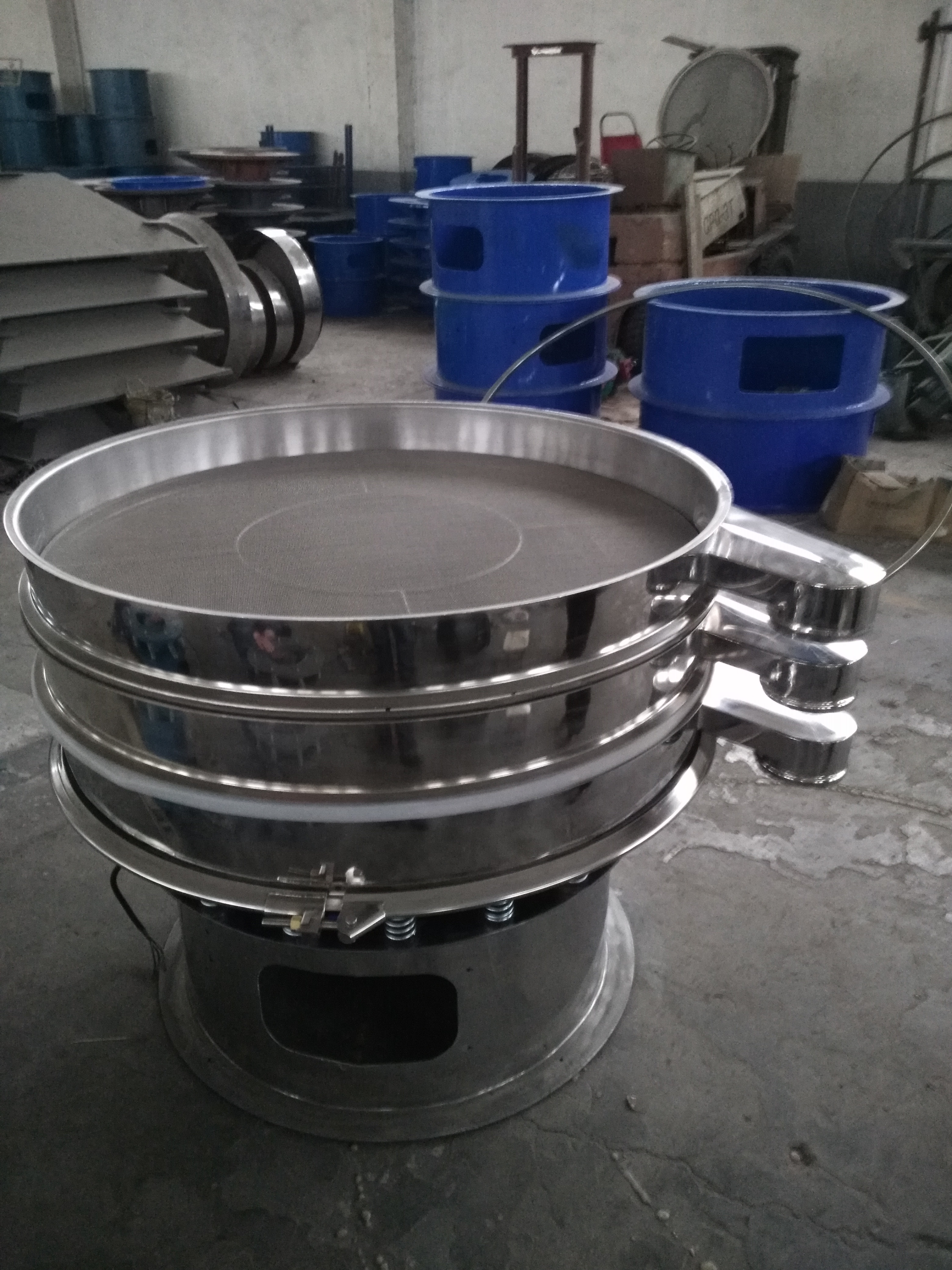 米粉振動(dòng)篩的工作原理和特點(diǎn)有哪些？