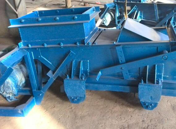 往復式給煤機的電控裝置有哪些部件？